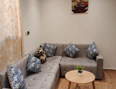 Deluxe Studio