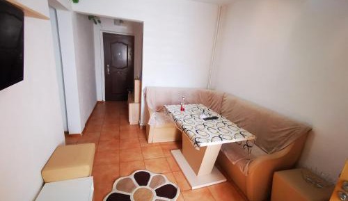 Two-Bedroom Apartment with City View