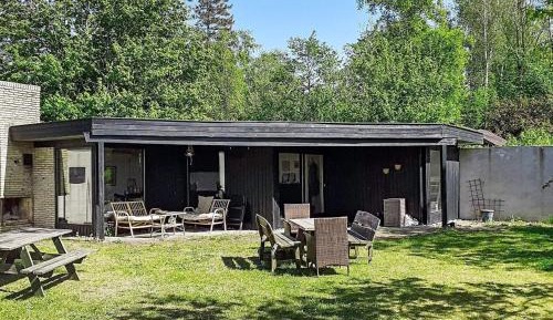 Two-Bedroom Holiday Home