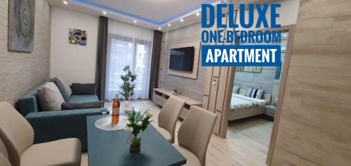 Deluxe One-Bedroom Apartment with Garden View