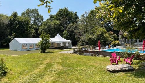 Villa with Garden View