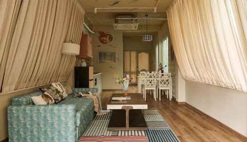 Deluxe Family Room