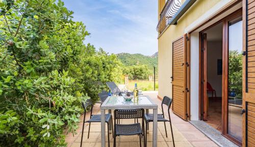One-Bedroom Apartment with Terrace