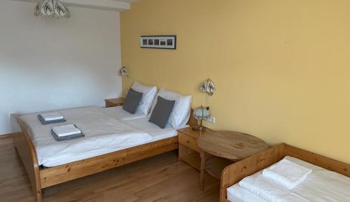 Economy Quadruple Room