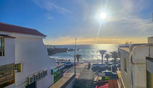 Two-Bedroom Apartment with Balcony and Sea View