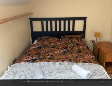 Double Room with Shared Bathroom