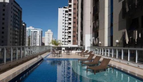 Deluxe One-Bedroom Apartment with City View