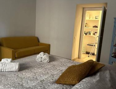 Double Room with Private External Bathroom