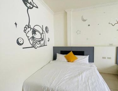 Quadruple Room with Private Bathroom