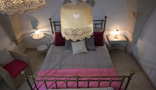 Deluxe Room (2 Adults + 1 Child)