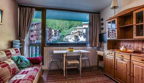 Apartment (4 Adults)
