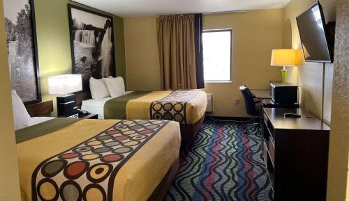 Queen Room with Two Queen Beds - Non-Smoking