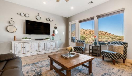 Four-Bedroom Holiday Home