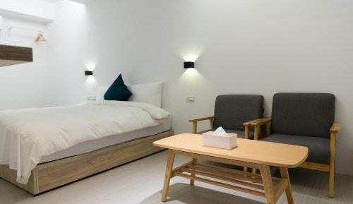 Deluxe Double Room - No Window