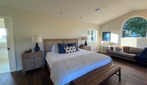King Suite with Ocean View