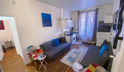 Apartment with Shower