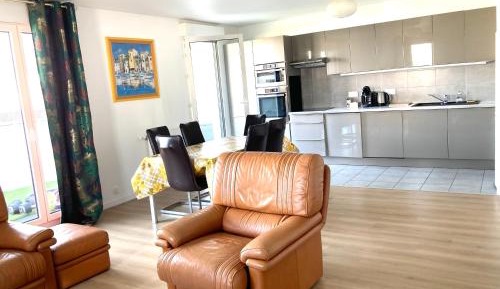 Three-Bedroom Premium Apartment with Balcony