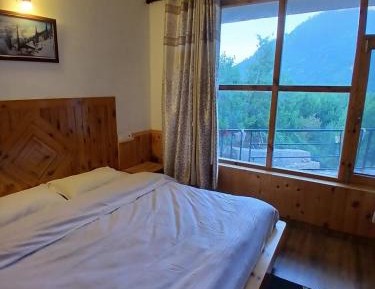 Double Room with Mountain View