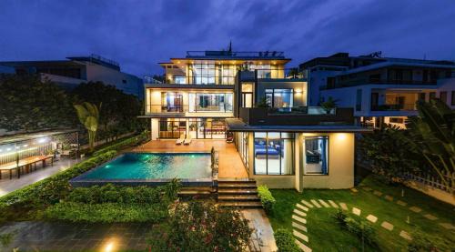 Villa with Sea View