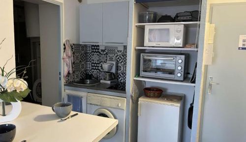 Studio Apartment