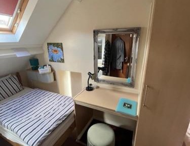 Economy Triple Room