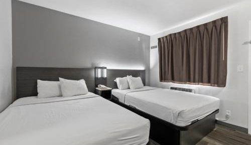 Double Room with Two Beds and Mini Fridge