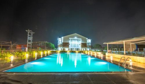 Two-Bedroom Apartment with Balcony