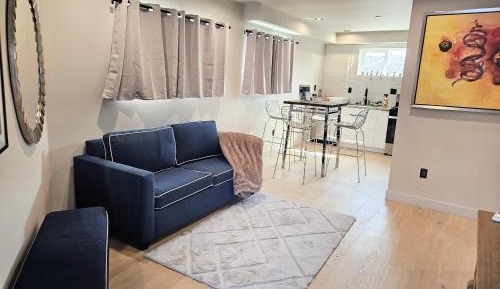 Five-Bedroom Apartment