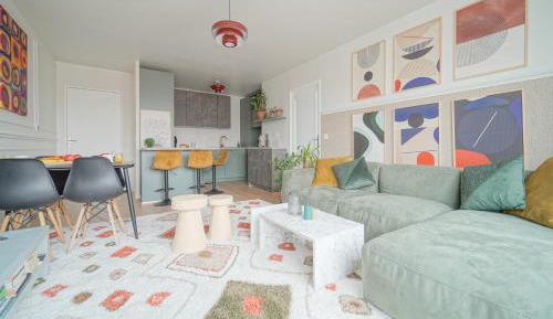 One-Bedroom Apartment with Terrace