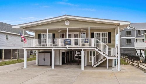 Five-Bedroom Holiday Home