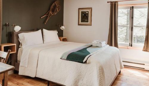 Superior Queen Room with Sofa