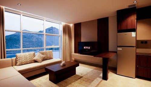 Studio Apartment with King Bed