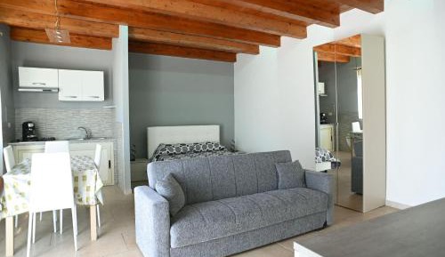 Double Room with Balcony (3 Adults)