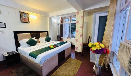 Double Room with Mountain View