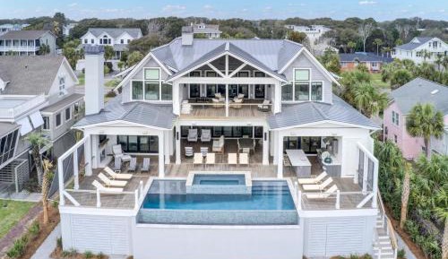 Six-Bedroom House