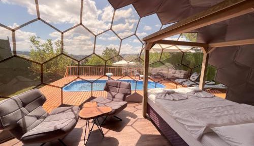 Deluxe Bungalow with Garden View
