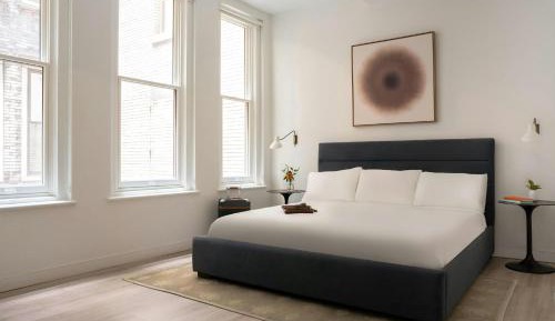 Studio Apartment with King Bed