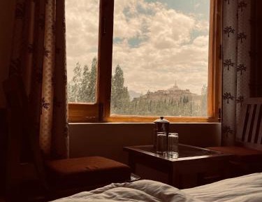Double Room with Mountain View