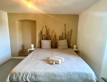 King Room with Mountain View