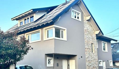 Apartment with City View