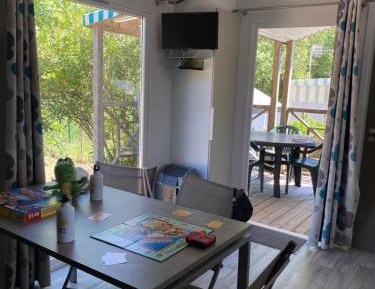 Comfort Mobile Home (6 Adults)