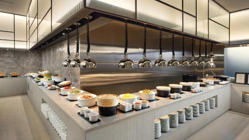 [Morning Joy for Family] Standard Ondol Room with City View + Breakfast for 2 + Free Child Breakfast for 1