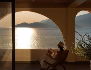 Deluxe Suite with Sea View