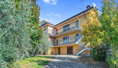 Three-Bedroom Premium Apartment