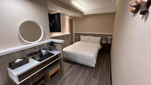 Superior Single Room with No Parking