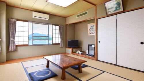 Japanese-Style Quadruple Room