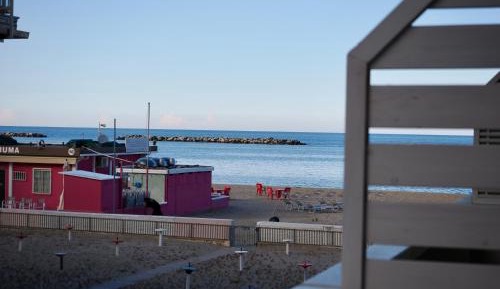 Two-Bedroom Apartment with Balcony and Sea View