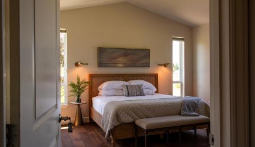 Suite with Garden View