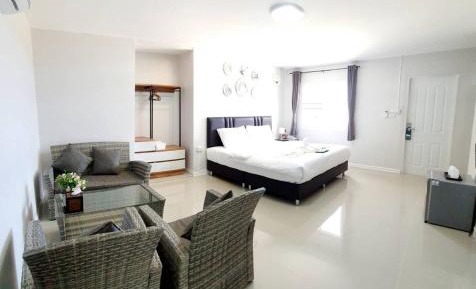 Deluxe King Room