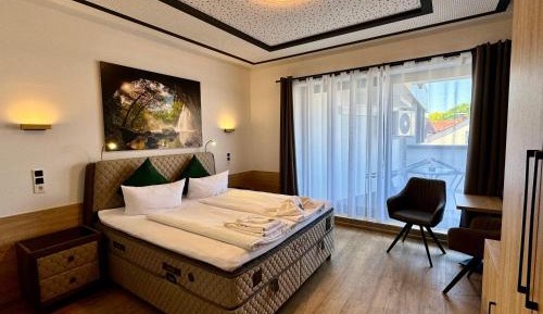 Double or Twin Room with Terrace